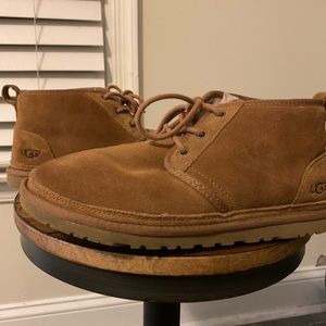 UGG Neumel chestnut men’s size 8.